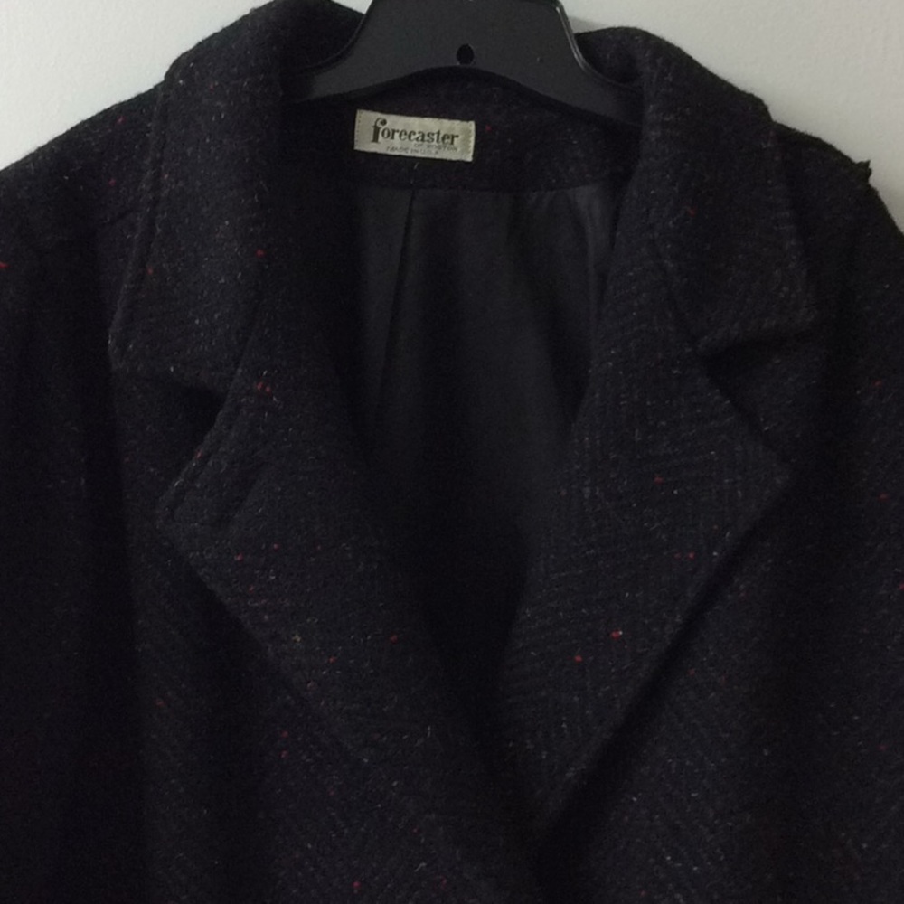 Winter Coat - image 5